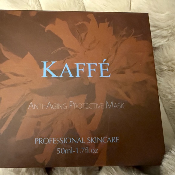 Kaffe anti aging protective mask - Picture 1 of 4